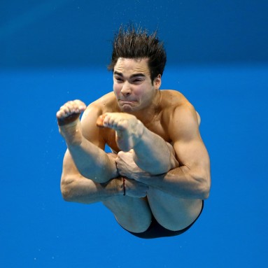 LONDON, ENGLAND - AUGUST 07: Alexandre Despatie of Canada competes in the Men's 3m Springboard Diving Final on Day 11 of the London 2012 Olympic Games at the Aquatics Centre on August 7, 2012 in London, England. (Photo by Al Bello/Getty Images)